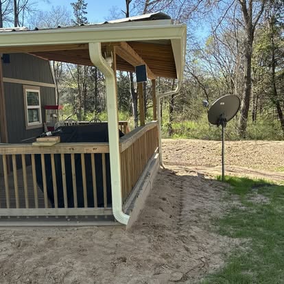 Pressure washing results by Ark-La-Tex Pressure Pros