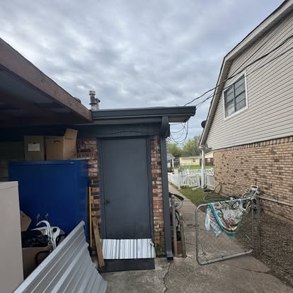 Pressure washing results by Ark-La-Tex Pressure Pros